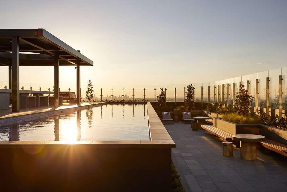 Art Series - The Chen Box Hill Létesítmények fotó The rooftop pool at The Standard East Village