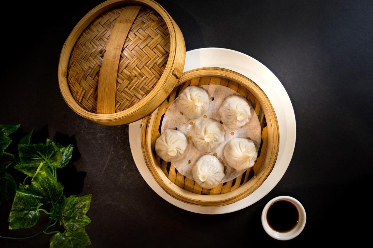 Art Series - The Chen Box Hill Kültér fotó A steamer with dim sum